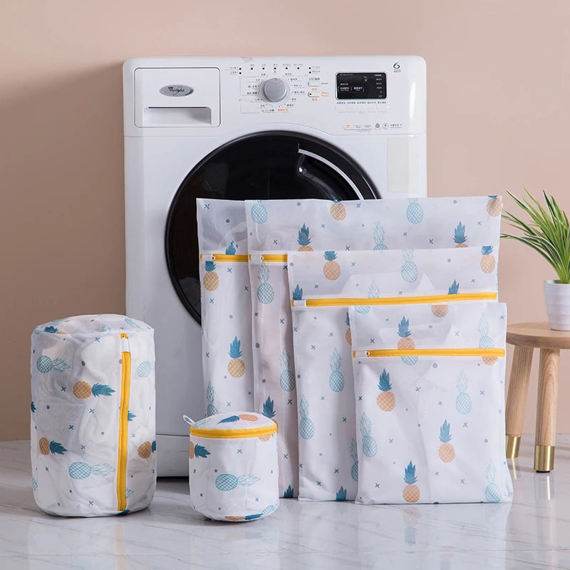 6Pcs Laundry Bags Set Dirty Clothes Organize Pouch Cute Print Washing Bags Fine Mesh For Clothing Protect Bathroom Laundry Set