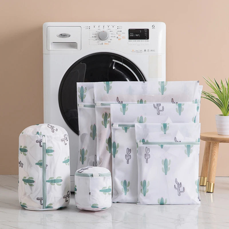 6Pcs Laundry Bags Set Dirty Clothes Organize Pouch Cute Print Washing Bags Fine Mesh For Clothing Protect Bathroom Laundry Set