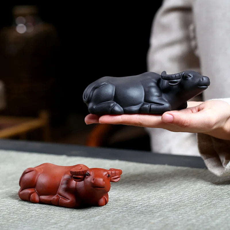 Yixing Zisha Tea Pet Ox Figurine Handmade Purple Clay Bull Statue Kung Fu Tea Table Decoration Tea Accessories